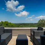 Primavera For 8 People In With Private Pool & Pet Friendly