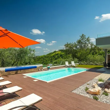 Villa Primavera For 8 People In With Private Pool & Pet Friendly Buje