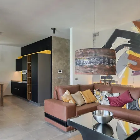 Primavera For 8 People In With Private Pool & Pet Friendly Villa Buje