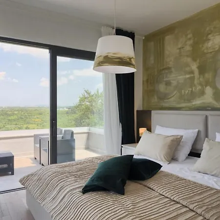 Villa Primavera For 8 People In With Private Pool & Pet Friendly *
