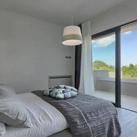 Βίλα Primavera For 8 People In With Private Pool & Pet Friendly *