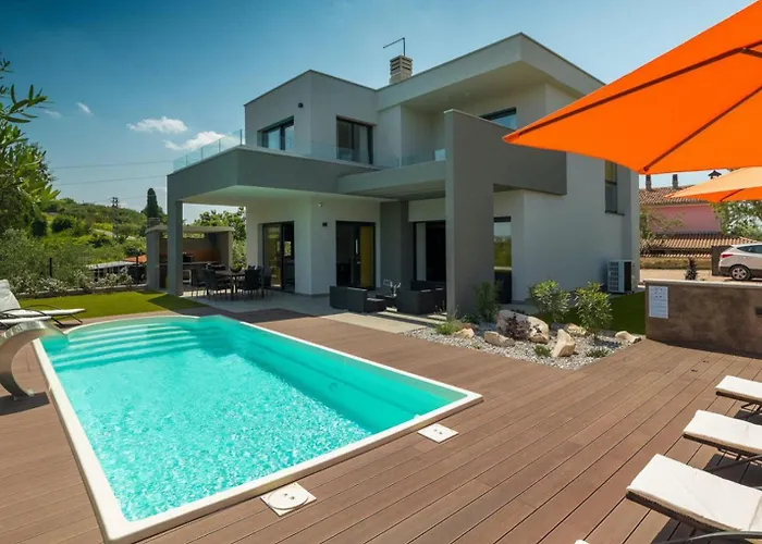 Primavera For 8 People In With Private Pool & Pet Friendly Villa Buje