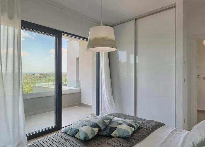 Primavera For 8 People In With Private Pool & Pet Friendly *