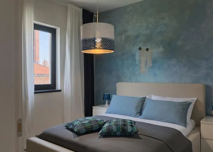 Primavera For 8 People In With Private Pool & Pet Friendly