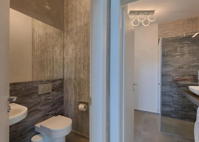 Primavera For 8 People In With Private Pool & Pet Friendly *