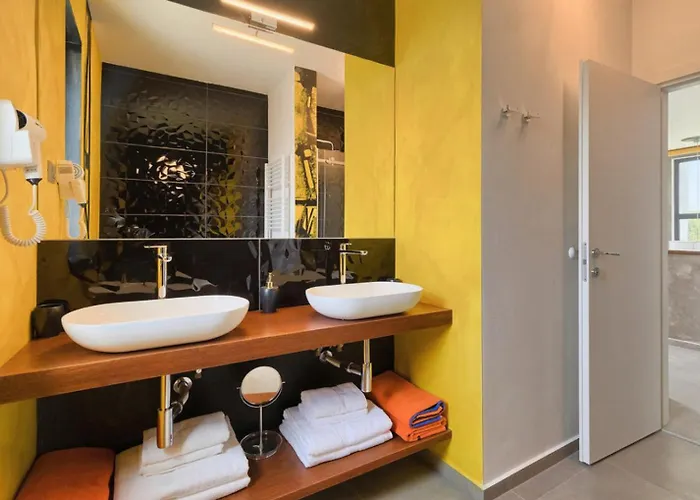 Primavera For 8 People In With Private Pool & Pet Friendly * Buje